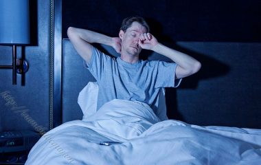 Bệnh mất ngủ là một trong những căn bệnh tưởng chừng không nguy hiểm nhưng có nguy cơ gây ra nhiều bệnh như: ung thư, đột quỵ, tăng huyết áp, giảm trí nhớ...