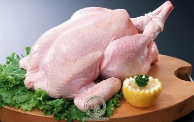 Nhiều người cho rằng, cần kiêng cữ thịt gà khi mắc bệnh gút bởi gà có chứa nhiều chất đạm. Ở một số ít khác lại cho rằng thịt gà là thực phẩm rất tốt cho người bị bệnh gút. Vậy, đâu là quan niệm đúng...